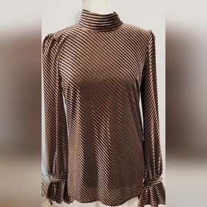 Euc like new, Forever 21 brand velvet like mock neck blouse (a39)